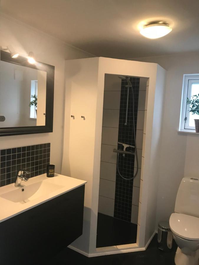 Skon Feriebolig Med Havudsigt I Naturskont Omrade Munkebo Luaran gambar